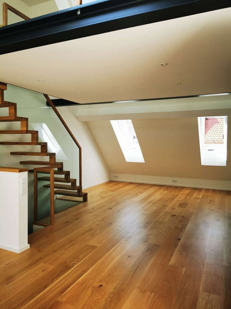 Pronájem bytu 3+kk 93 m², Verdistr. 105e, München, Bavorsko Pronájem bytu 3+kk 93 m², Verdistr. 105e, München, Bavorsko