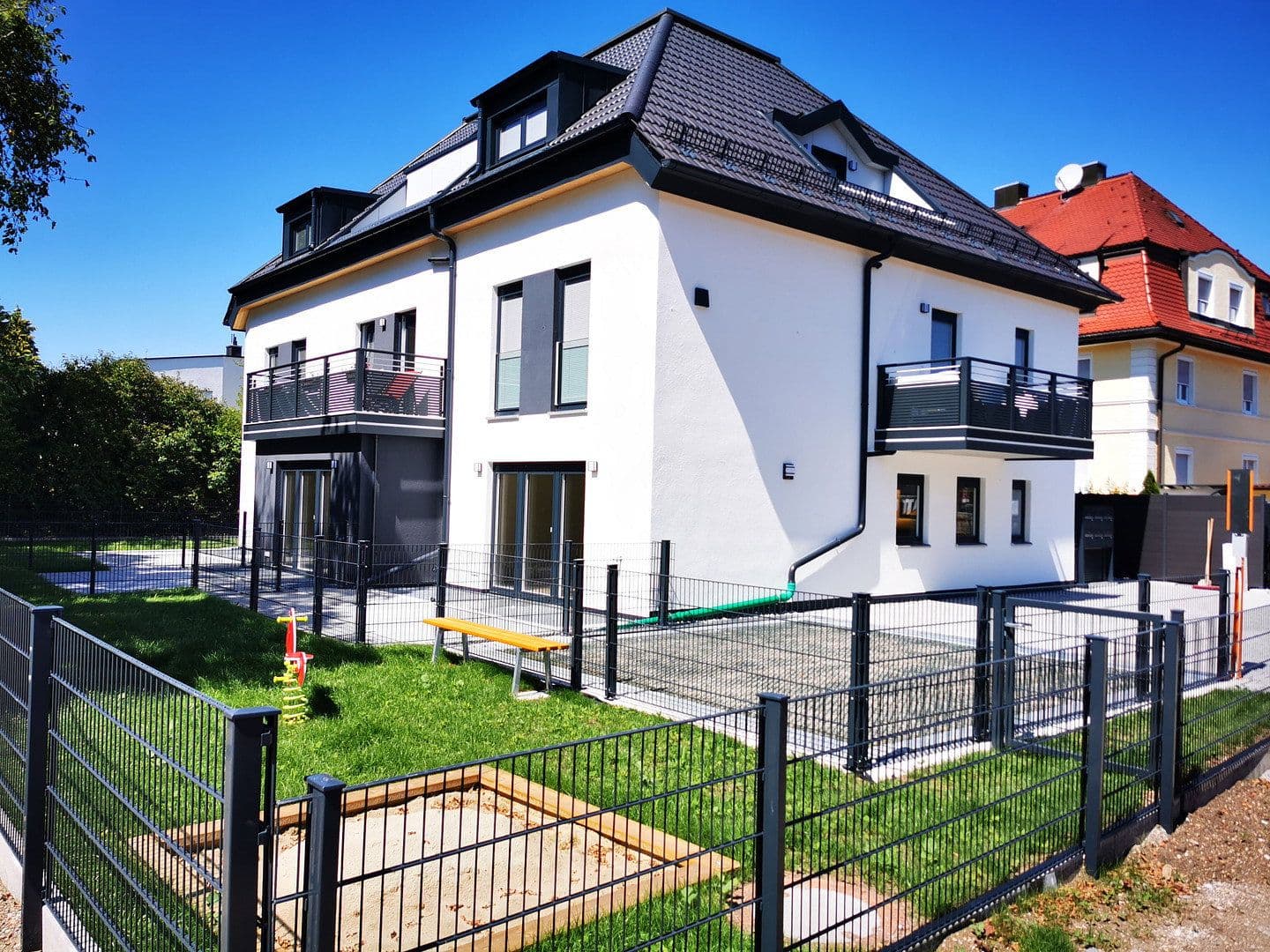 Pronájem bytu 3+kk 93 m², Verdistr. 105e, München, Bavorsko Pronájem bytu 3+kk 93 m², Verdistr. 105e, München, Bavorsko