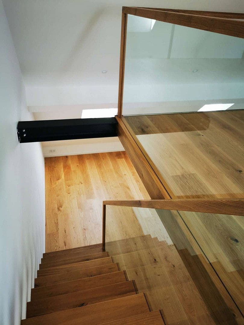 Pronájem bytu 3+kk 93 m², Verdistr. 105e, München, Bavorsko Pronájem bytu 3+kk 93 m², Verdistr. 105e, München, Bavorsko