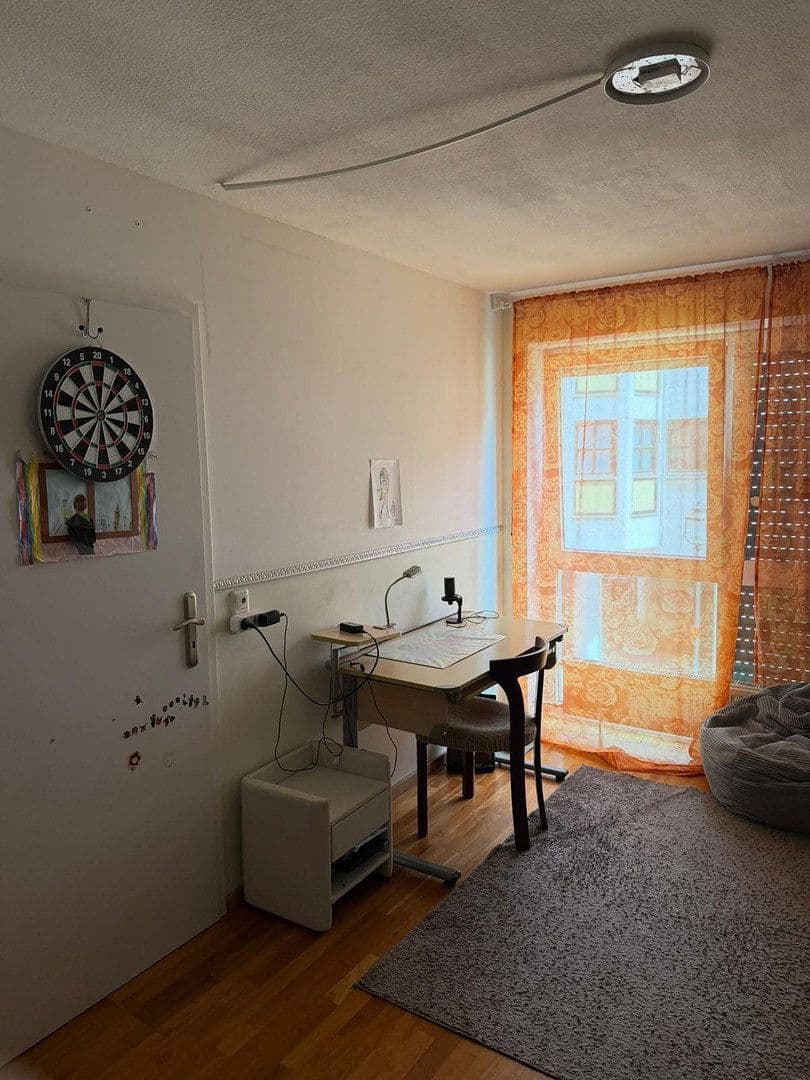 Pronájem bytu 3+1 56 m², Salomon-Idler-Straße 24b, Augsburg, Bavorsko Pronájem bytu 3+1 56 m², Salomon-Idler-Straße 24b, Augsburg, Bavorsko