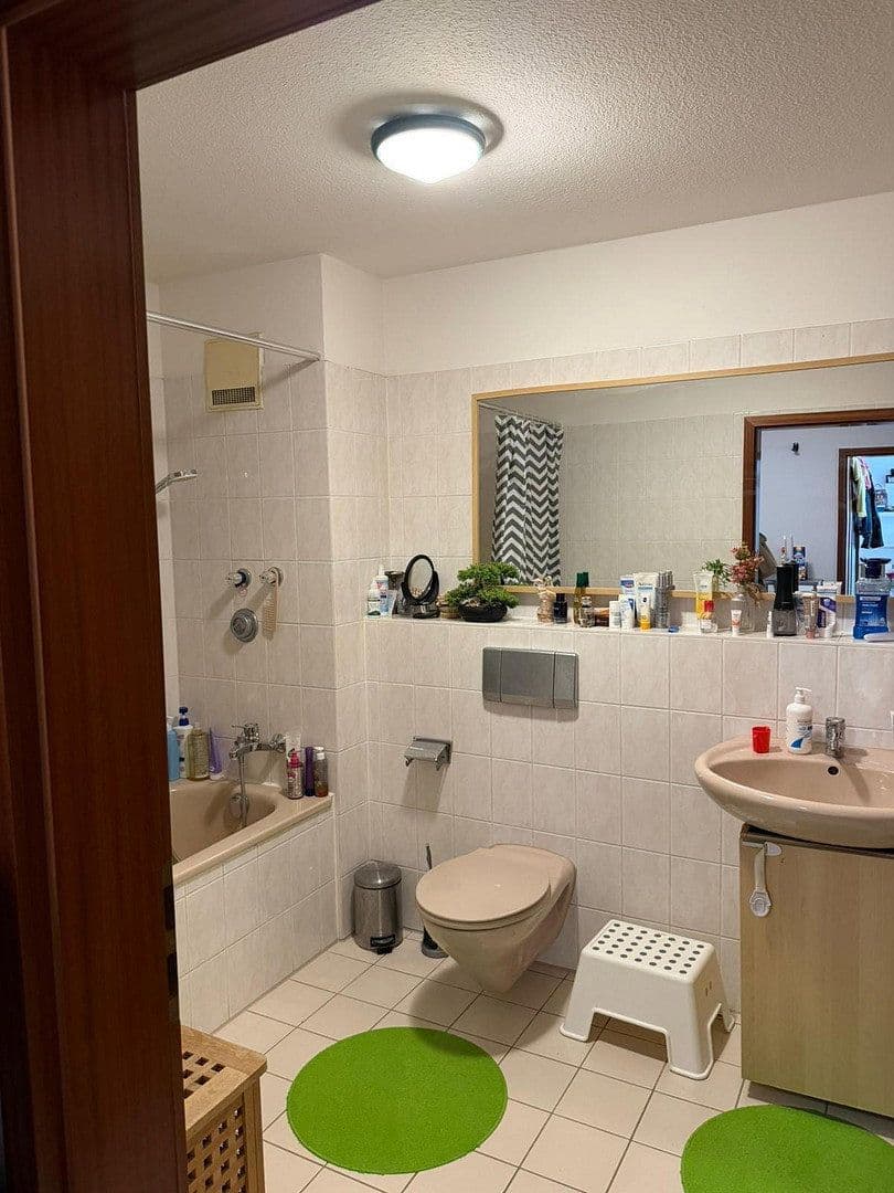 Pronájem bytu 3+1 56 m², Salomon-Idler-Straße 24b, Augsburg, Bavorsko Pronájem bytu 3+1 56 m², Salomon-Idler-Straße 24b, Augsburg, Bavorsko