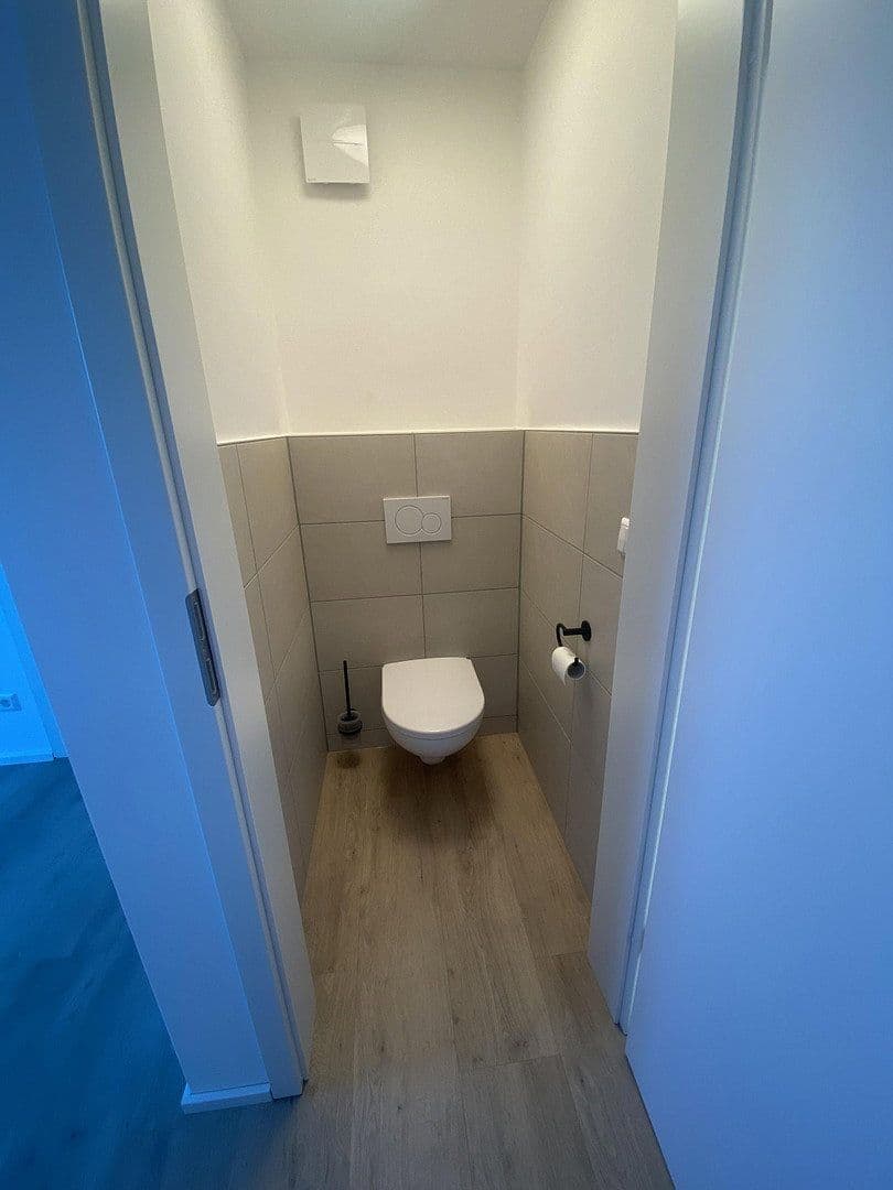 Pronájem bytu 3+kk 74 m², STUTTGART, Bádensko-Württembersko Pronájem bytu 3+kk 74 m², STUTTGART, Bádensko-Württembersko