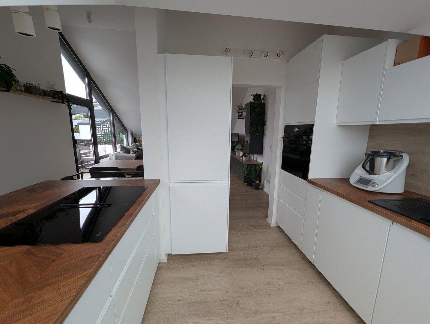 Pronájem bytu 3+kk 74 m², STUTTGART, Bádensko-Württembersko Pronájem bytu 3+kk 74 m², STUTTGART, Bádensko-Württembersko