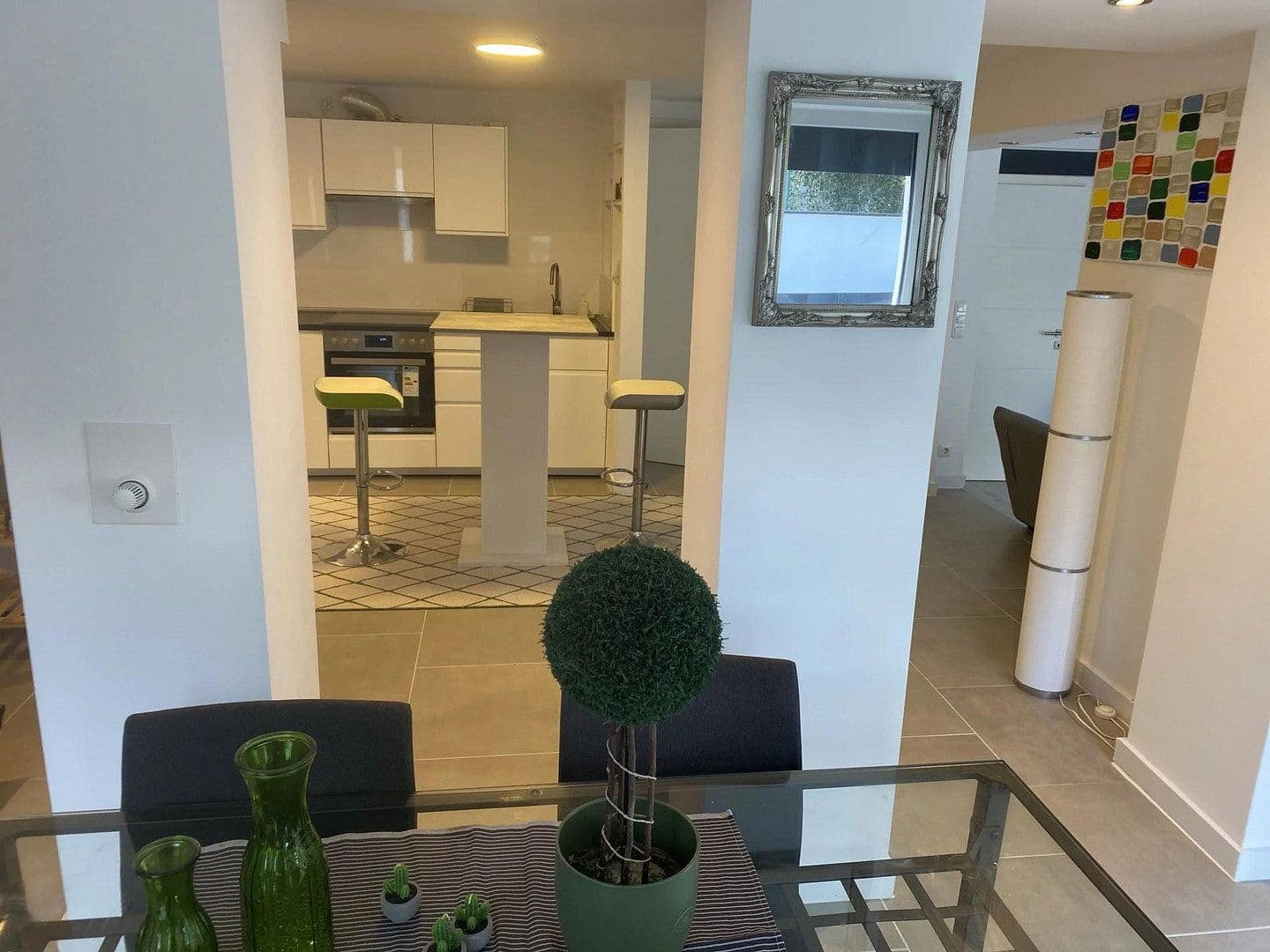 Pronájem bytu 2+1 72 m², Düsseldorf, Severní Porýní-Vestfálsko Pronájem bytu 2+1 72 m², Düsseldorf, Severní Porýní-Vestfálsko