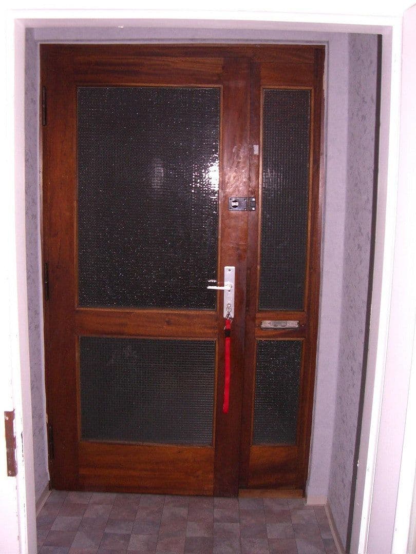Prodej domu 113 m², pozemek 180 m², Hinter den Eichbäumen 19, 60433 Frankfurt, Frankfurt, Hessen Prodej domu 113 m², pozemek 180 m², Hinter den Eichbäumen 19, 60433 Frankfurt, Frankfurt, Hessen