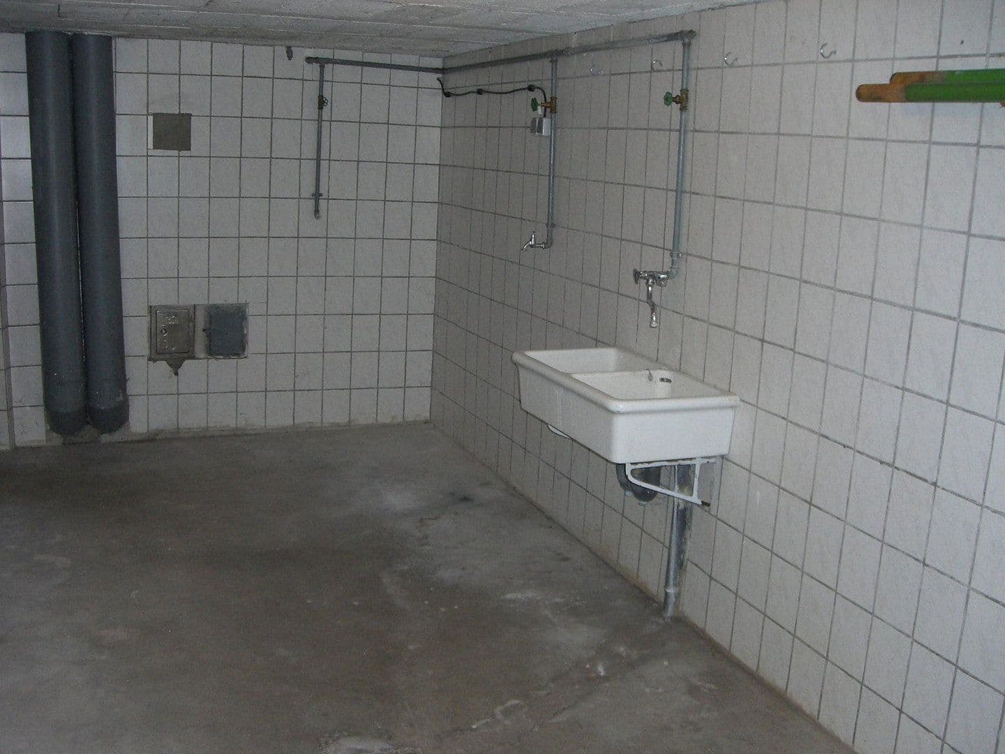 Prodej domu 113 m², pozemek 180 m², Hinter den Eichbäumen 19, 60433 Frankfurt, Frankfurt, Hessen Prodej domu 113 m², pozemek 180 m², Hinter den Eichbäumen 19, 60433 Frankfurt, Frankfurt, Hessen