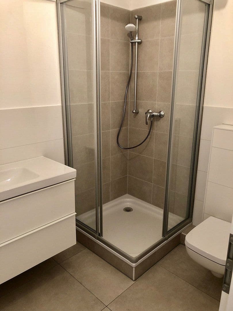 Pronájem bytu 2+1 55 m², berlin, Berlín Pronájem bytu 2+1 55 m², berlin, Berlín