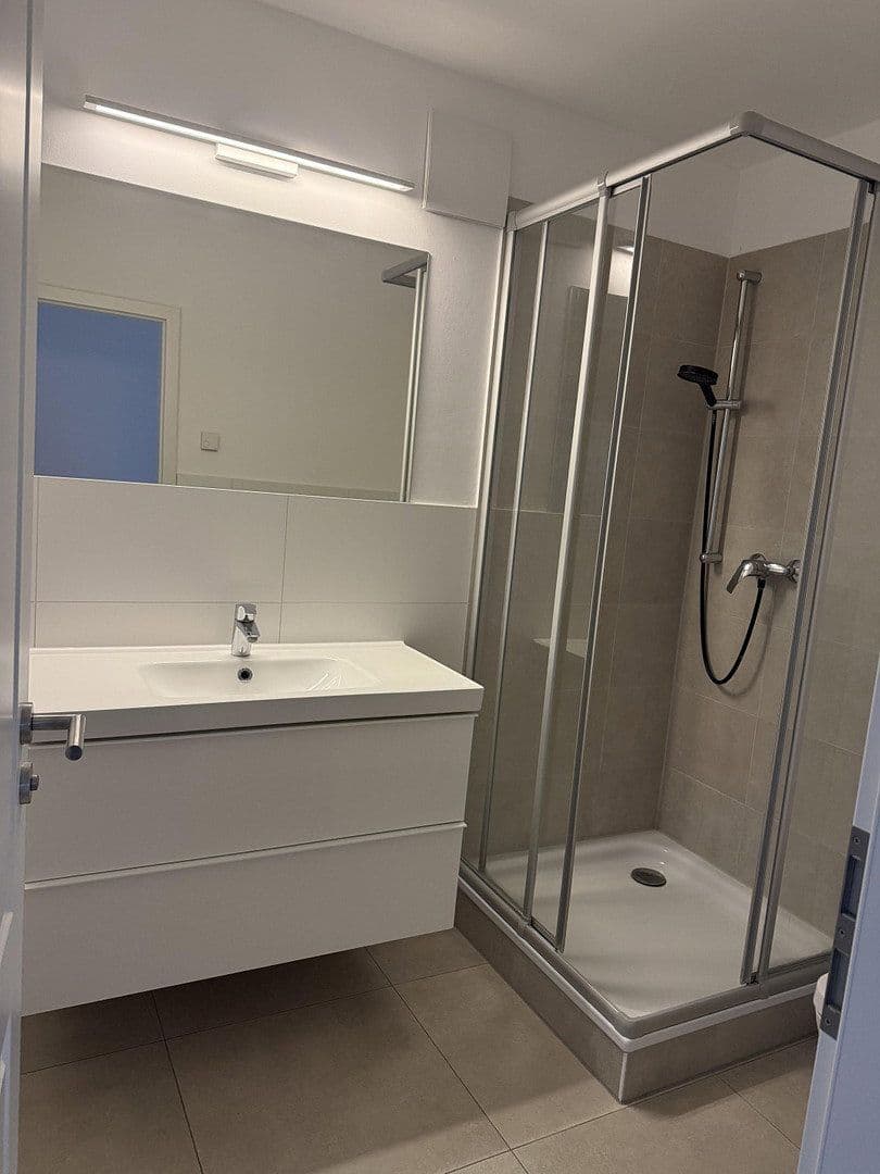 Pronájem bytu 2+1 55 m², berlin, Berlín Pronájem bytu 2+1 55 m², berlin, Berlín