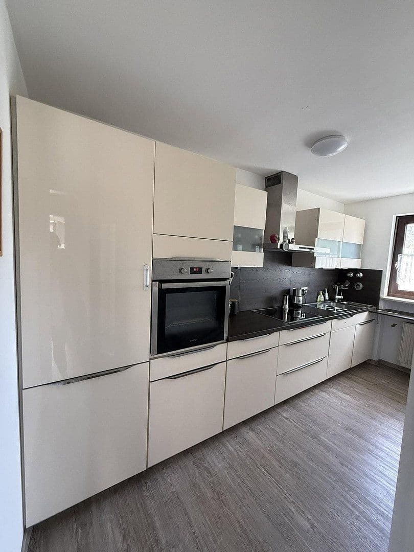 Pronájem bytu 3+1 68 m², Thorner Straße 4, München, Bavorsko Pronájem bytu 3+1 68 m², Thorner Straße 4, München, Bavorsko