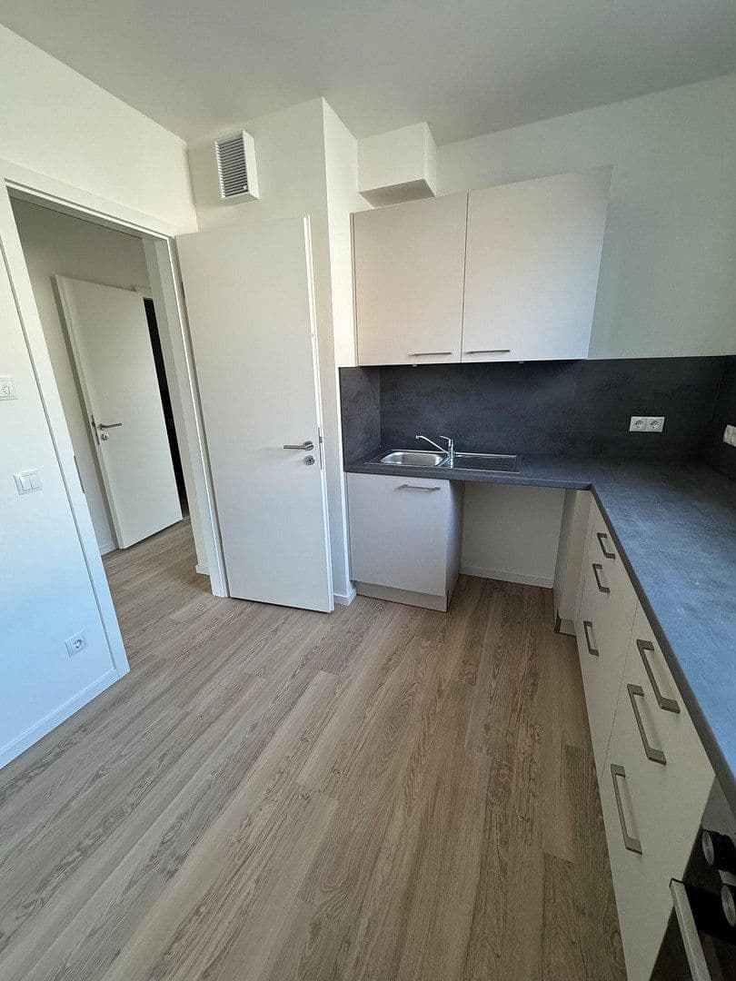 Pronájem bytu 3+1 73 m², Töpfertwiete 9a, Hamburg, Hamburg Pronájem bytu 3+1 73 m², Töpfertwiete 9a, Hamburg, Hamburg