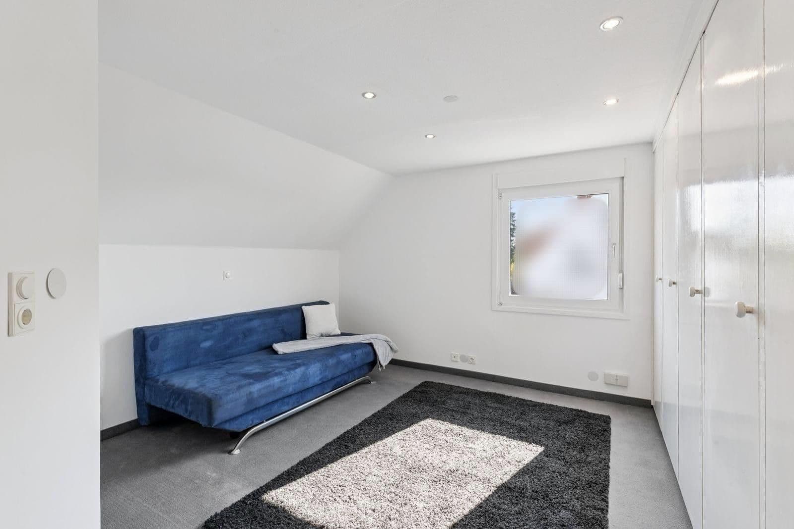 Prodej domu 125 m², pozemek 370 m², Kronberg im Taunus, Hessen Prodej domu 125 m², pozemek 370 m², Kronberg im Taunus, Hessen