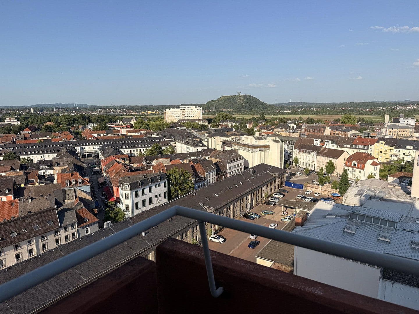 Pronájem bytu 3+1 68 m², Kaiser-Friedrich-Ring 32, Saarlouis, Země Sársko Pronájem bytu 3+1 68 m², Kaiser-Friedrich-Ring 32, Saarlouis, Země Sársko