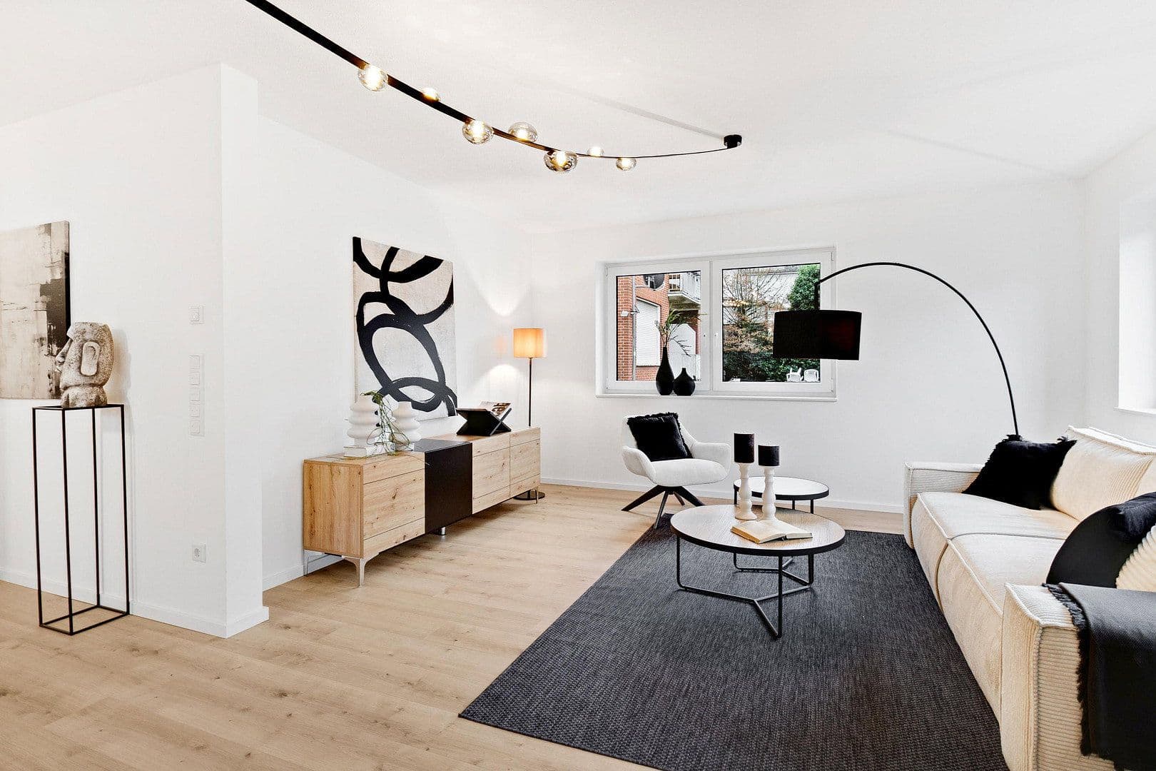 Prodej bytu 4+1 107 m², Münster, Severní Porýní-Vestfálsko Prodej bytu 4+1 107 m², Münster, Severní Porýní-Vestfálsko