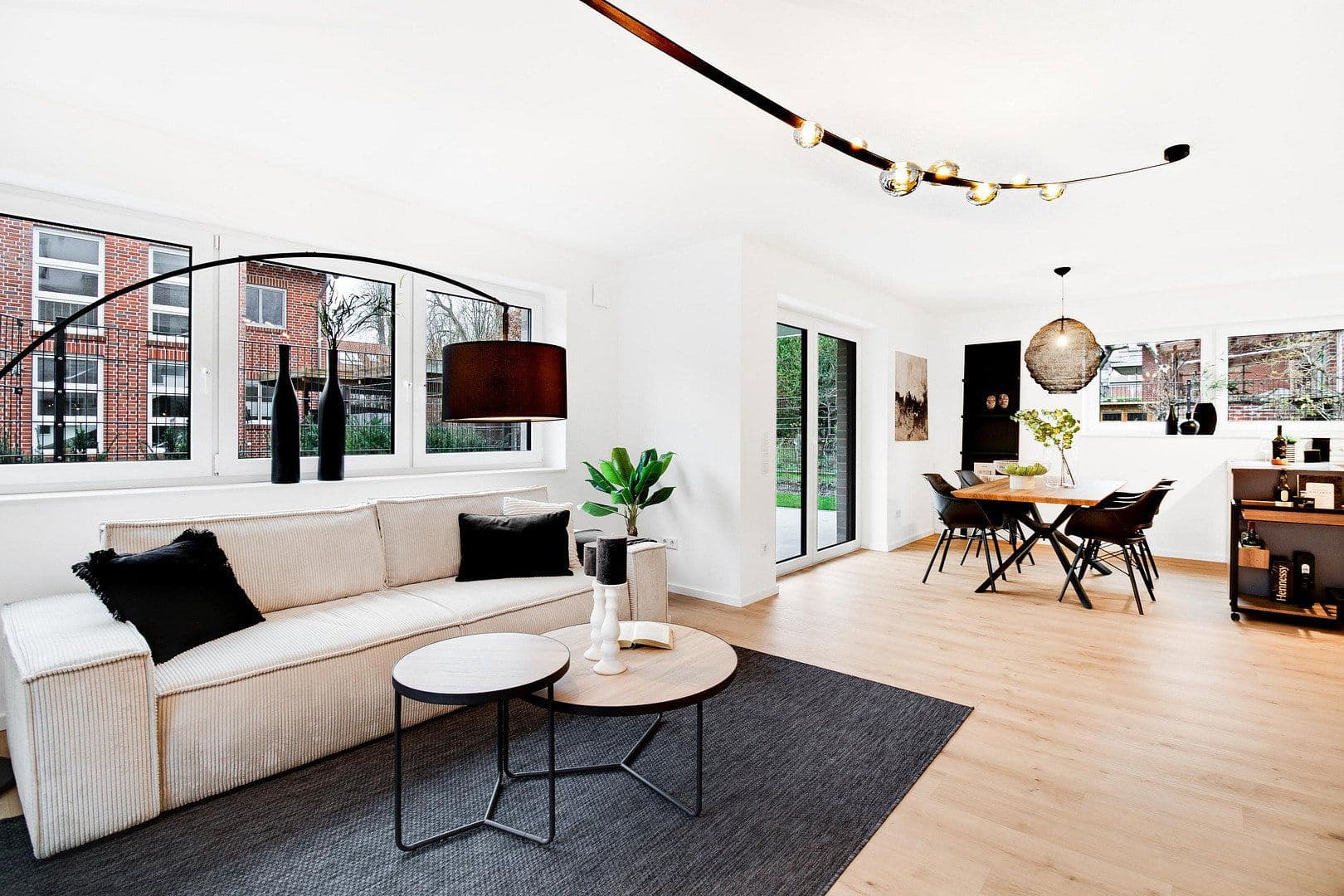 Prodej bytu 4+1 107 m², Münster, Severní Porýní-Vestfálsko Prodej bytu 4+1 107 m², Münster, Severní Porýní-Vestfálsko