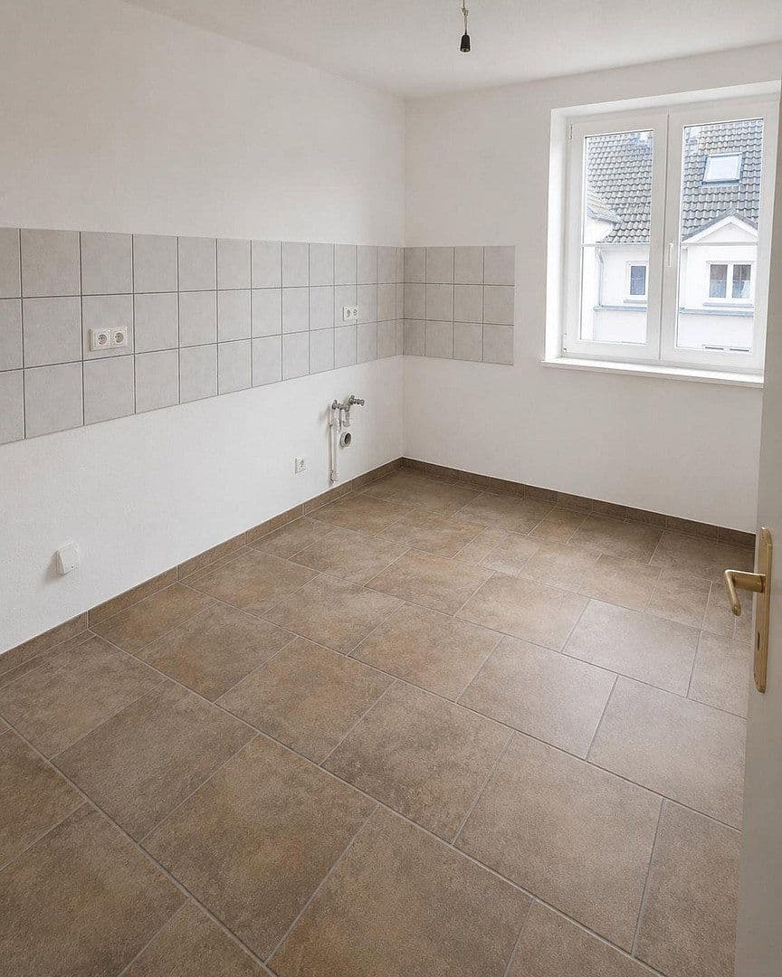 Prodej bytu 3+1 70 m², Neuss, Severní Porýní-Vestfálsko Prodej bytu 3+1 70 m², Neuss, Severní Porýní-Vestfálsko