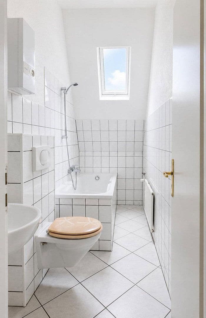 Prodej bytu 3+1 70 m², Neuss, Severní Porýní-Vestfálsko Prodej bytu 3+1 70 m², Neuss, Severní Porýní-Vestfálsko