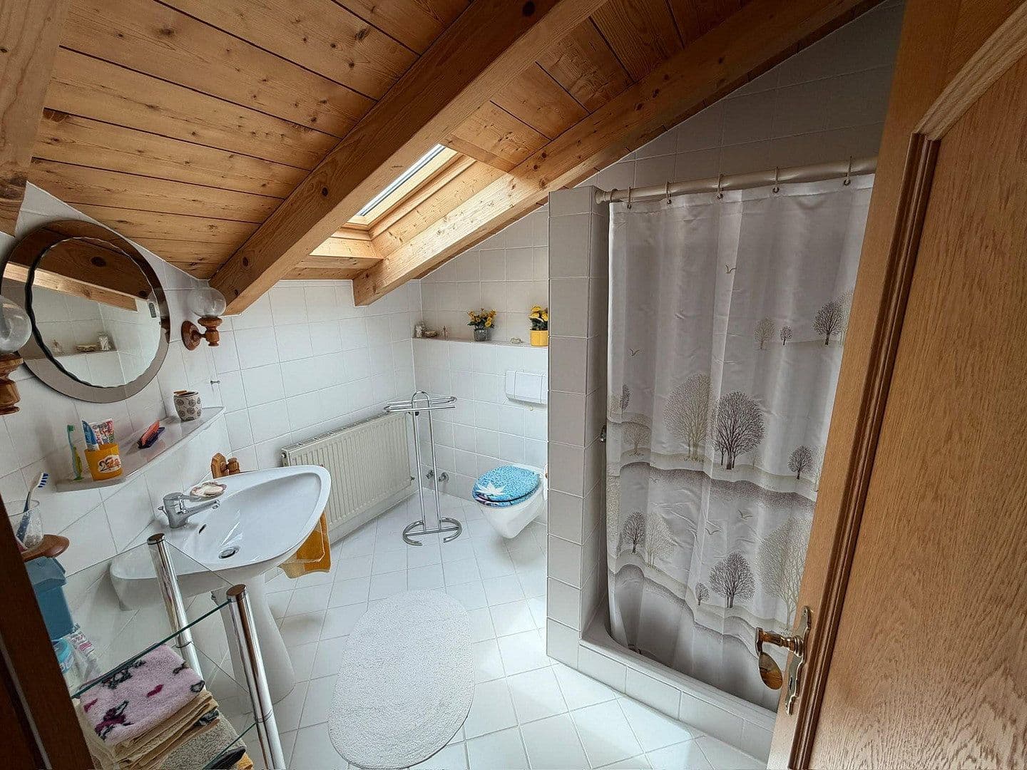 Prodej domu 140 m², pozemek 544 m², Hadergasse 16a, Unterwössen, Bavorsko Prodej domu 140 m², pozemek 544 m², Hadergasse 16a, Unterwössen, Bavorsko