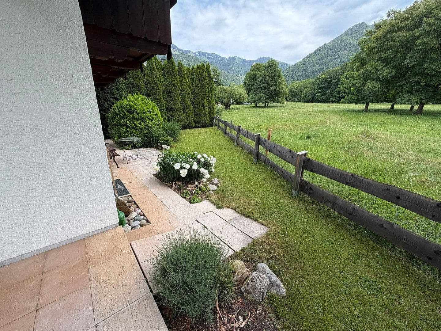 Prodej domu 140 m², pozemek 544 m², Hadergasse 16a, Unterwössen, Bavorsko Prodej domu 140 m², pozemek 544 m², Hadergasse 16a, Unterwössen, Bavorsko