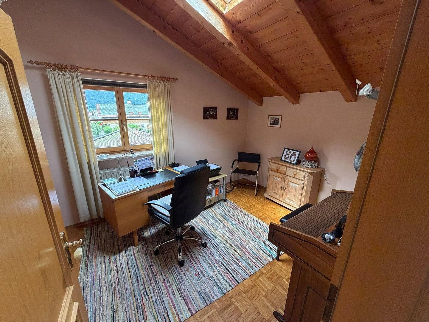 Prodej domu 140 m², pozemek 544 m², Hadergasse 16a, Unterwössen, Bavorsko Prodej domu 140 m², pozemek 544 m², Hadergasse 16a, Unterwössen, Bavorsko