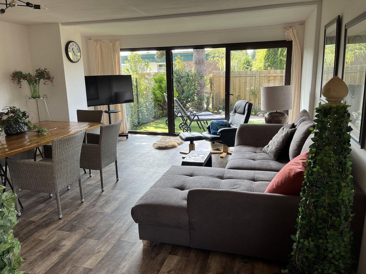 Pronájem bytu 3+1 75 m², Birkenweg 43, Timmendorfer Strand, Šlesvicko-Holštýnsko Pronájem bytu 3+1 75 m², Birkenweg 43, Timmendorfer Strand, Šlesvicko-Holštýnsko