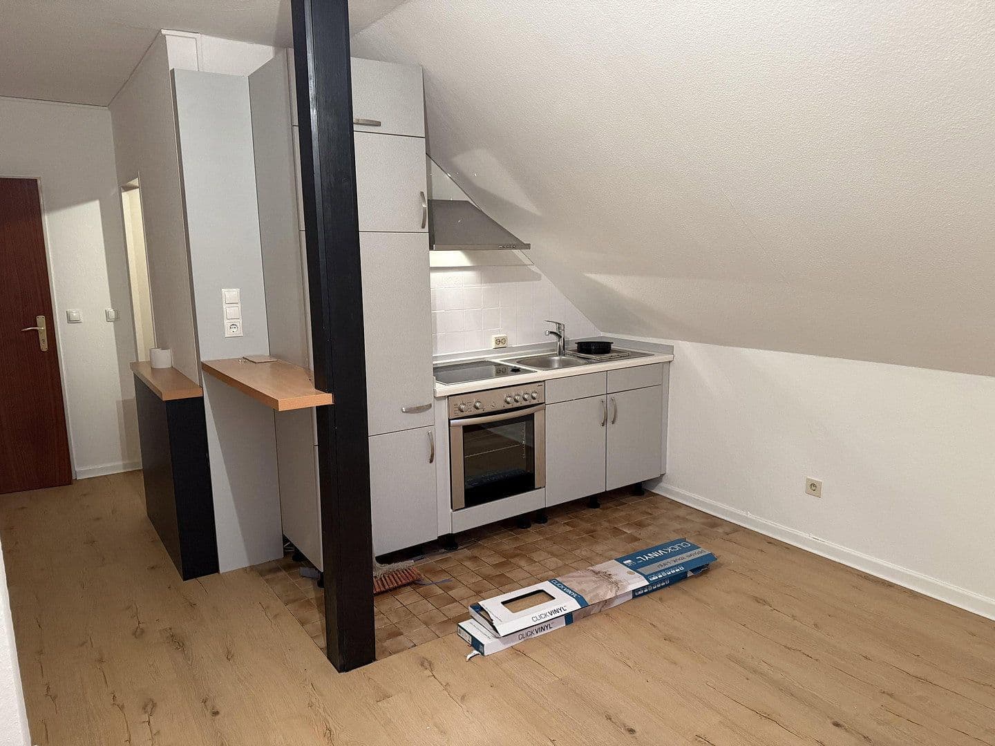 Pronájem bytu 1+1 20 m², Lindenallee 3, Scharbeutz, Šlesvicko-Holštýnsko Pronájem bytu 1+1 20 m², Lindenallee 3, Scharbeutz, Šlesvicko-Holštýnsko