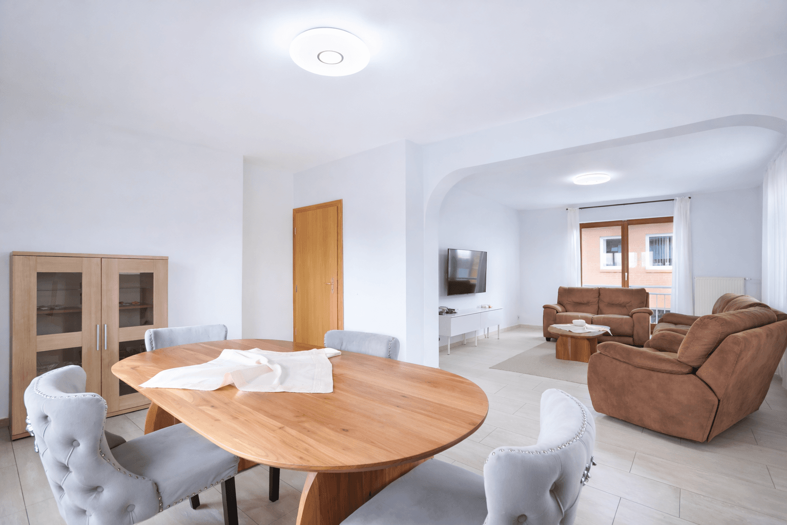 Prodej domu 251 m², pozemek 751 m², Bonhoefferstr.12, Frankfurt am Main, Hessen Prodej domu 251 m², pozemek 751 m², Bonhoefferstr.12, Frankfurt am Main, Hessen