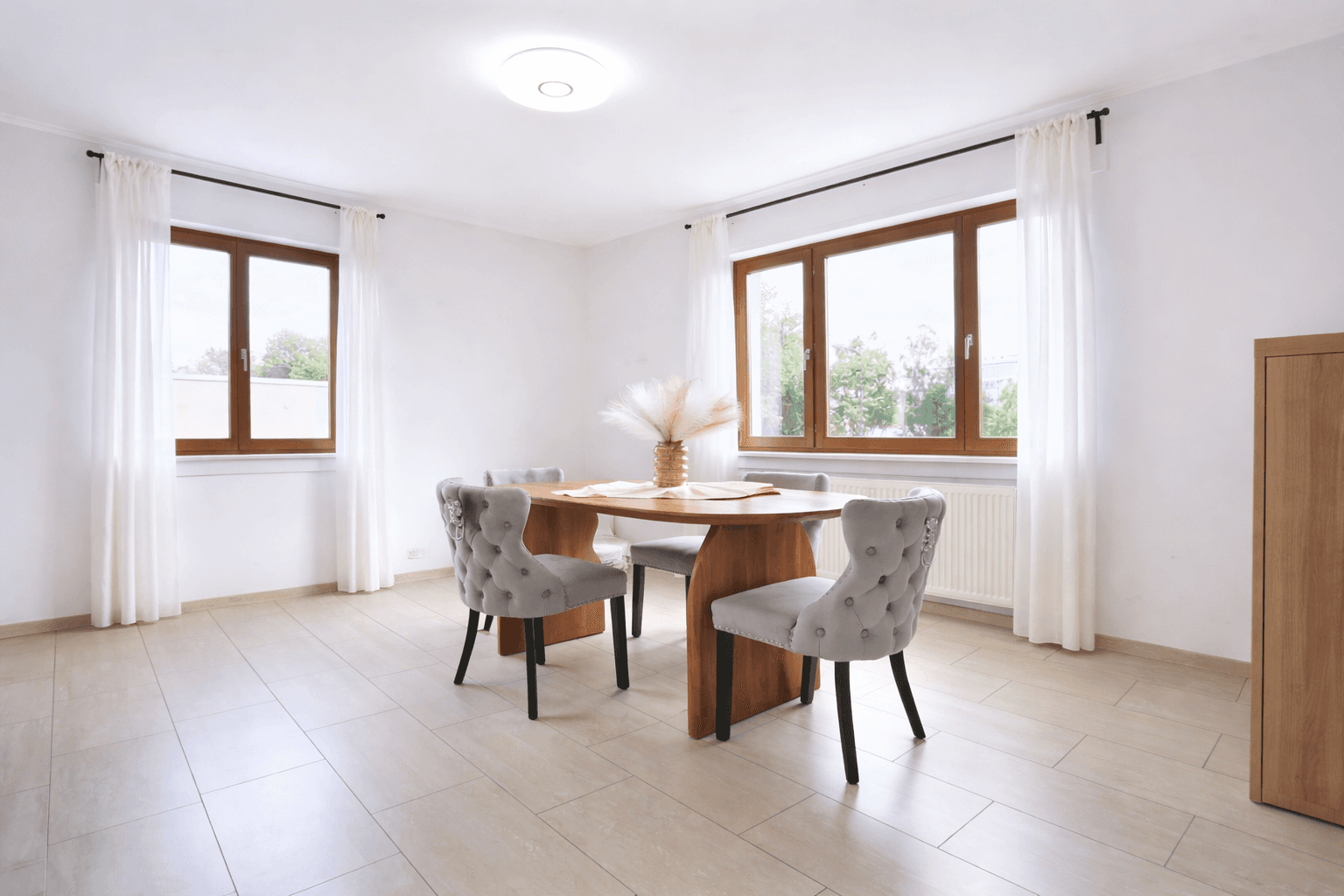 Prodej domu 251 m², pozemek 751 m², Bonhoefferstr.12, Frankfurt am Main, Hessen Prodej domu 251 m², pozemek 751 m², Bonhoefferstr.12, Frankfurt am Main, Hessen