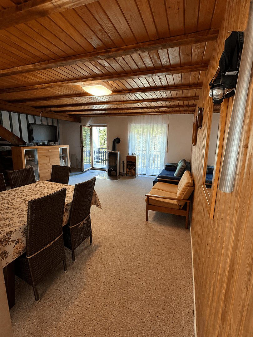 Prodej domu 70 m², pozemek 184 m², Seewald, Bádensko-Württembersko Prodej domu 70 m², pozemek 184 m², Seewald, Bádensko-Württembersko