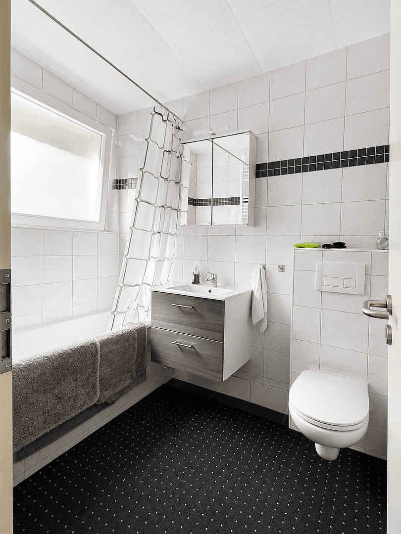 Prodej domu 70 m², pozemek 184 m², Seewald, Bádensko-Württembersko Prodej domu 70 m², pozemek 184 m², Seewald, Bádensko-Württembersko