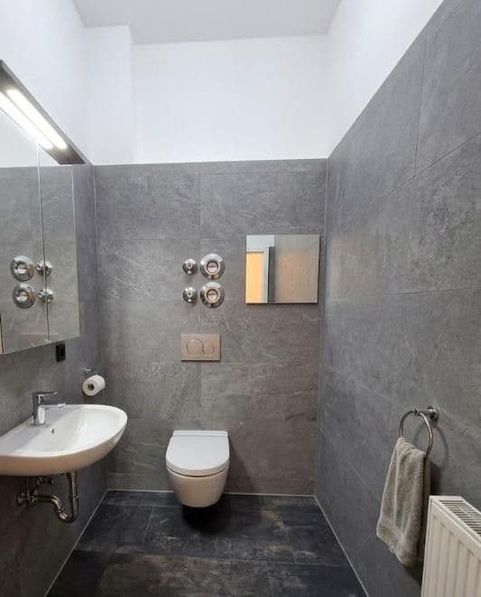 Pronájem bytu 3+1 84 m², Muggenhofer Str., Nürnberg, Bavorsko Pronájem bytu 3+1 84 m², Muggenhofer Str., Nürnberg, Bavorsko