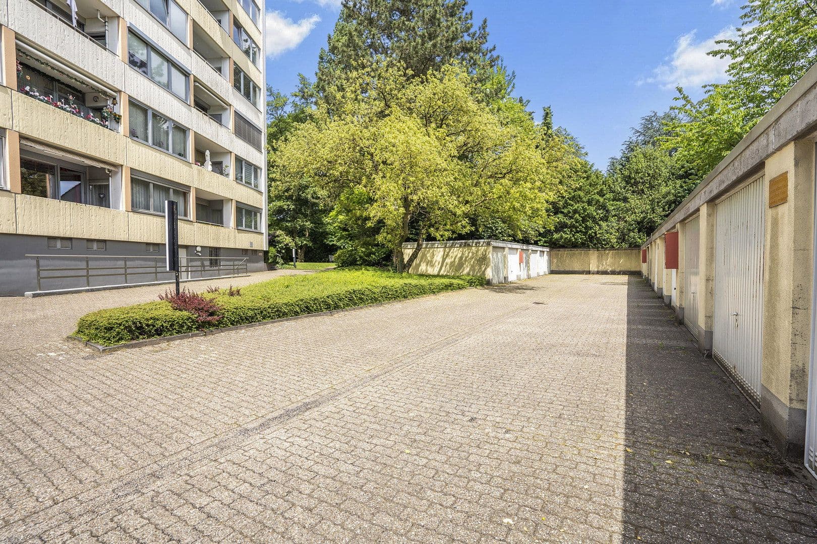 Prodej bytu 2+1 73 m², Essen, Severní Porýní-Vestfálsko Prodej bytu 2+1 73 m², Essen, Severní Porýní-Vestfálsko