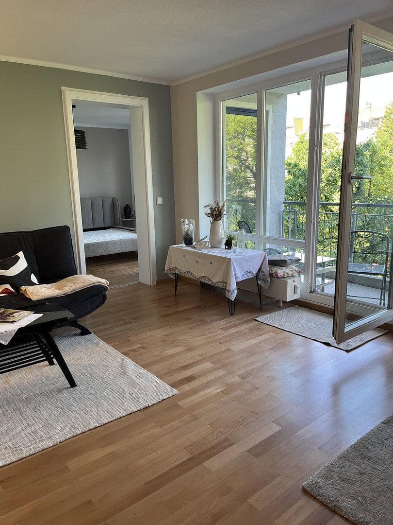 Pronájem bytu 2+1 56 m², Schnorrstraße 12, Leipzig, Sasko Pronájem bytu 2+1 56 m², Schnorrstraße 12, Leipzig, Sasko