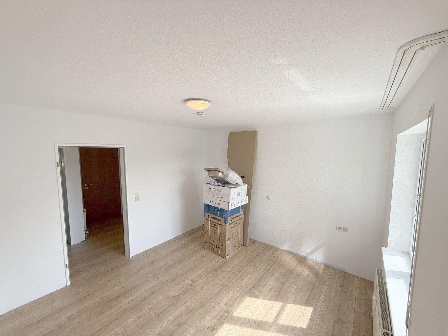 Pronájem bytu 2+1 50 m², Möckmühl, Bádensko-Württembersko Pronájem bytu 2+1 50 m², Möckmühl, Bádensko-Württembersko