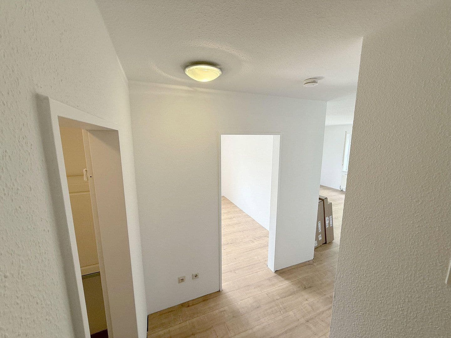 Pronájem bytu 2+1 50 m², Möckmühl, Bádensko-Württembersko Pronájem bytu 2+1 50 m², Möckmühl, Bádensko-Württembersko