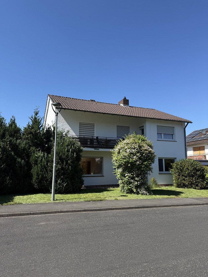 Prodej domu 156 m², pozemek 705 m², Eschwege, Hessen Prodej domu 156 m², pozemek 705 m², Eschwege, Hessen