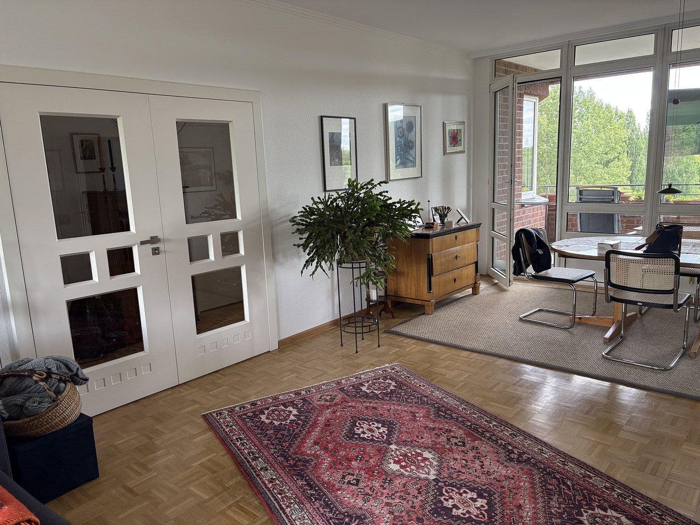Prodej bytu 4+1 122 m², Berlin, Berlín Prodej bytu 4+1 122 m², Berlin, Berlín