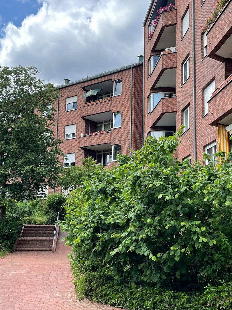 Prodej bytu 4+1 122 m², Berlin, Berlín Prodej bytu 4+1 122 m², Berlin, Berlín