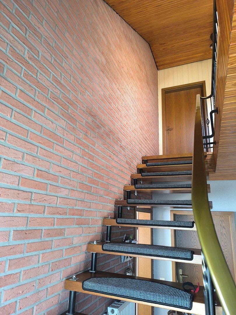 Prodej domu 160 m², pozemek 726 m², Jemgum, Dolní Sasko Prodej domu 160 m², pozemek 726 m², Jemgum, Dolní Sasko