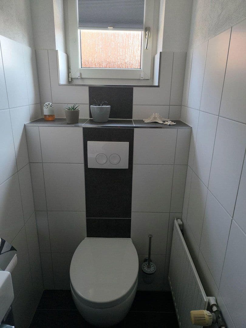 Prodej domu 160 m², pozemek 726 m², Jemgum, Dolní Sasko Prodej domu 160 m², pozemek 726 m², Jemgum, Dolní Sasko