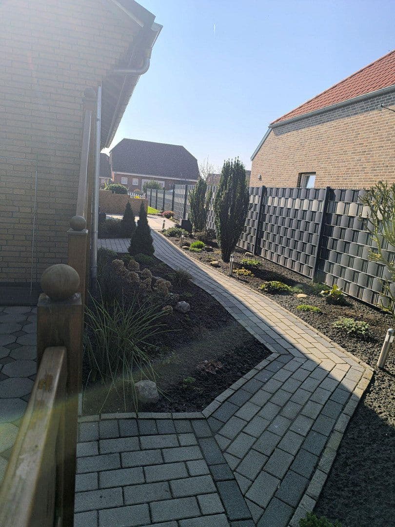 Prodej domu 160 m², pozemek 726 m², Jemgum, Dolní Sasko Prodej domu 160 m², pozemek 726 m², Jemgum, Dolní Sasko