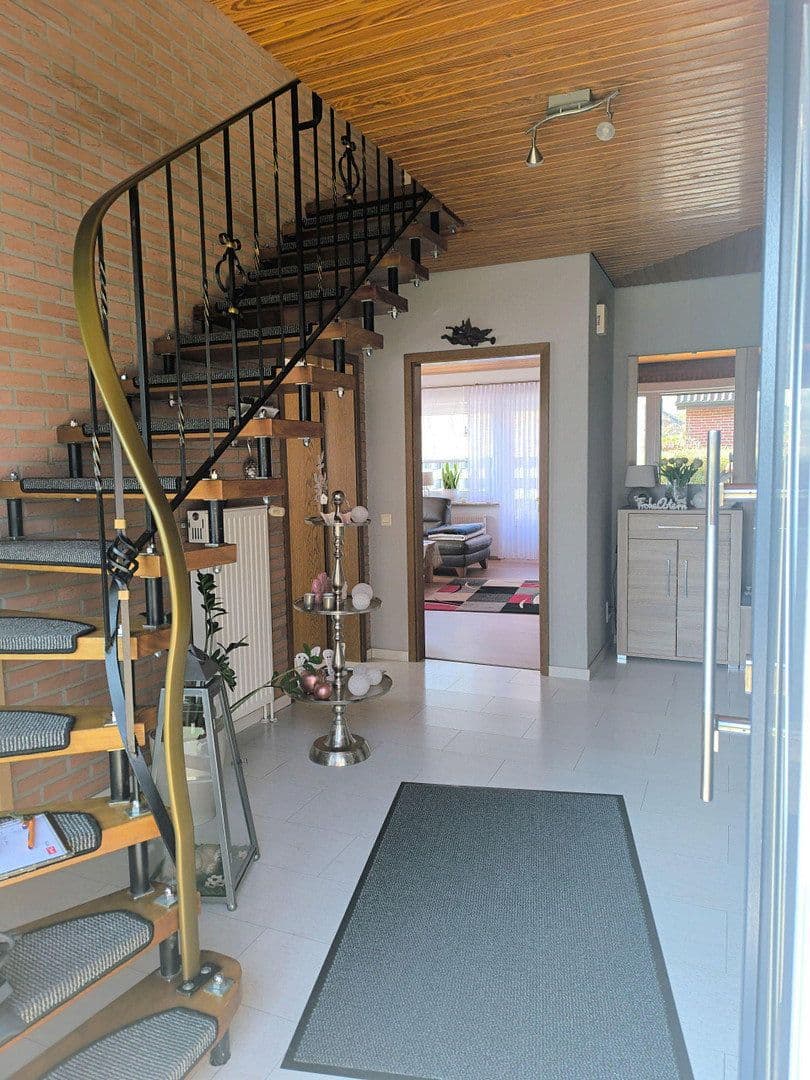 Prodej domu 160 m², pozemek 726 m², Jemgum, Dolní Sasko Prodej domu 160 m², pozemek 726 m², Jemgum, Dolní Sasko