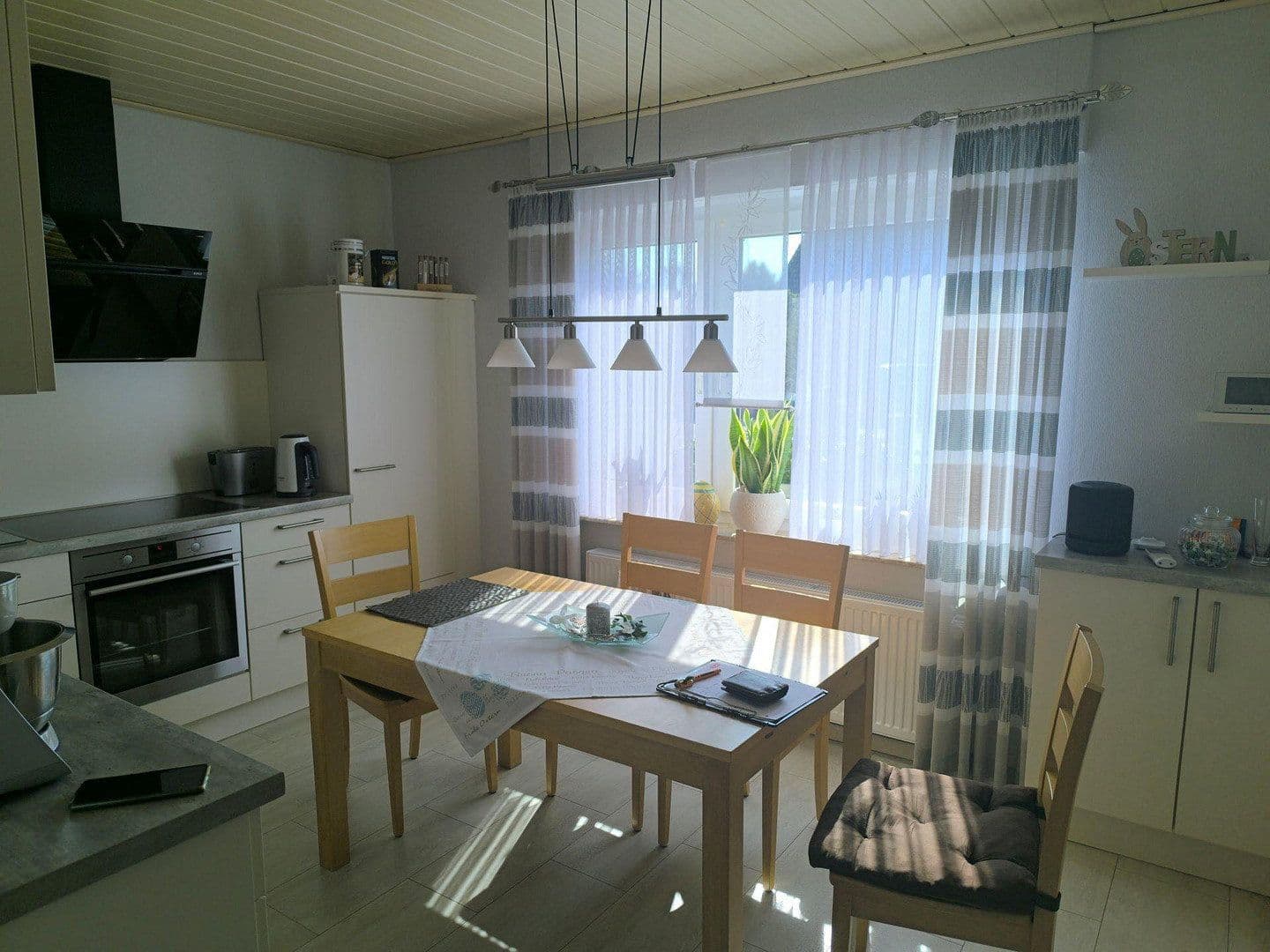 Prodej domu 160 m², pozemek 726 m², Jemgum, Dolní Sasko Prodej domu 160 m², pozemek 726 m², Jemgum, Dolní Sasko