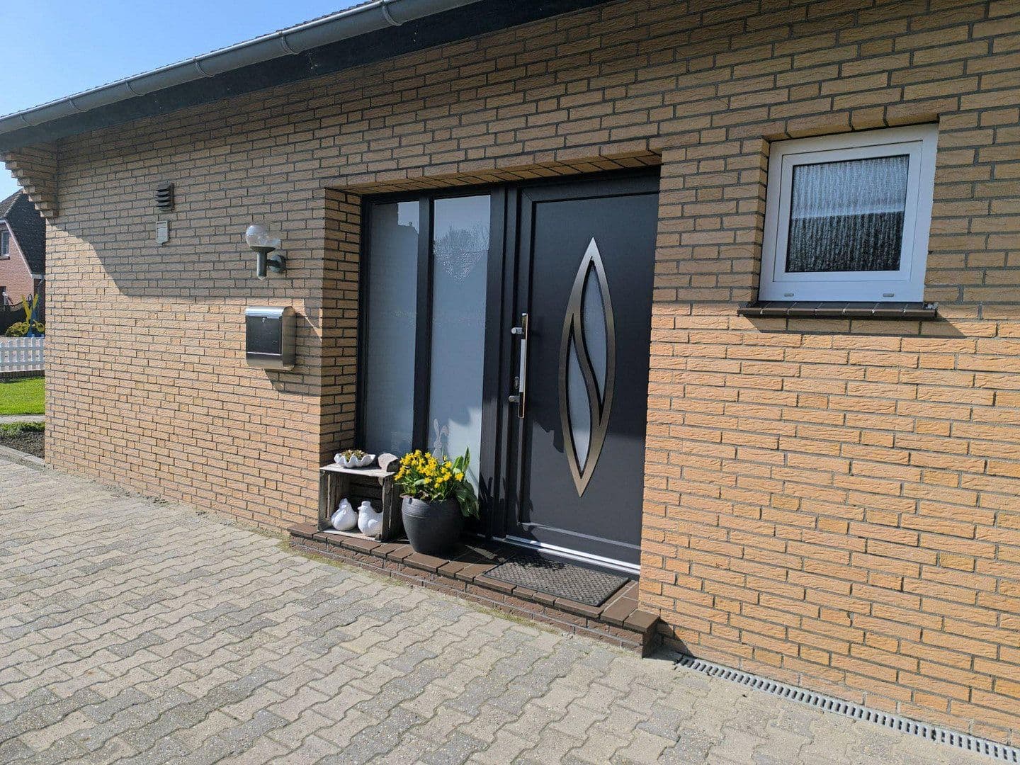 Prodej domu 160 m², pozemek 726 m², Jemgum, Dolní Sasko Prodej domu 160 m², pozemek 726 m², Jemgum, Dolní Sasko