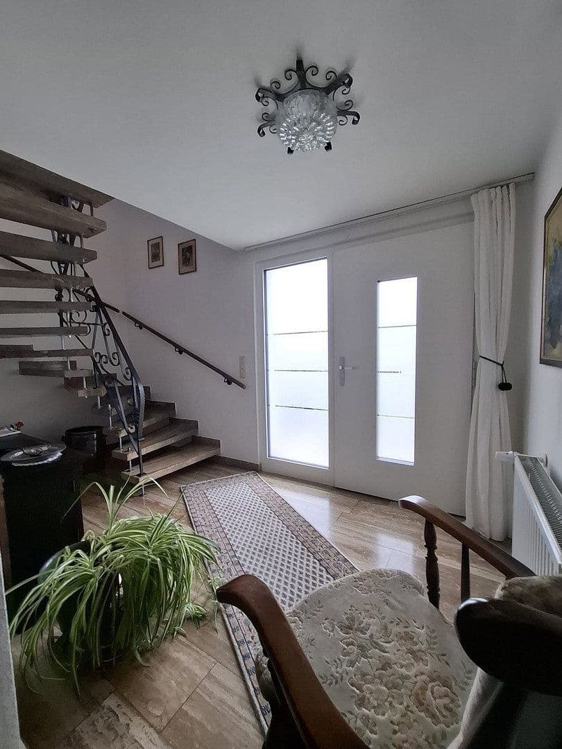 Prodej domu 154 m², pozemek 695 m², Windesheim, Porýní-Falc Prodej domu 154 m², pozemek 695 m², Windesheim, Porýní-Falc