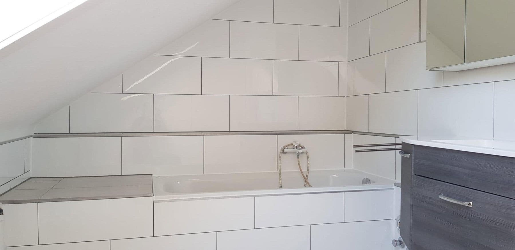 Pronájem bytu 3+kk 95 m², Egerländer Str. 23, Schwäbisch Gmünd, Bádensko-Württembersko Pronájem bytu 3+kk 95 m², Egerländer Str. 23, Schwäbisch Gmünd, Bádensko-Württembersko