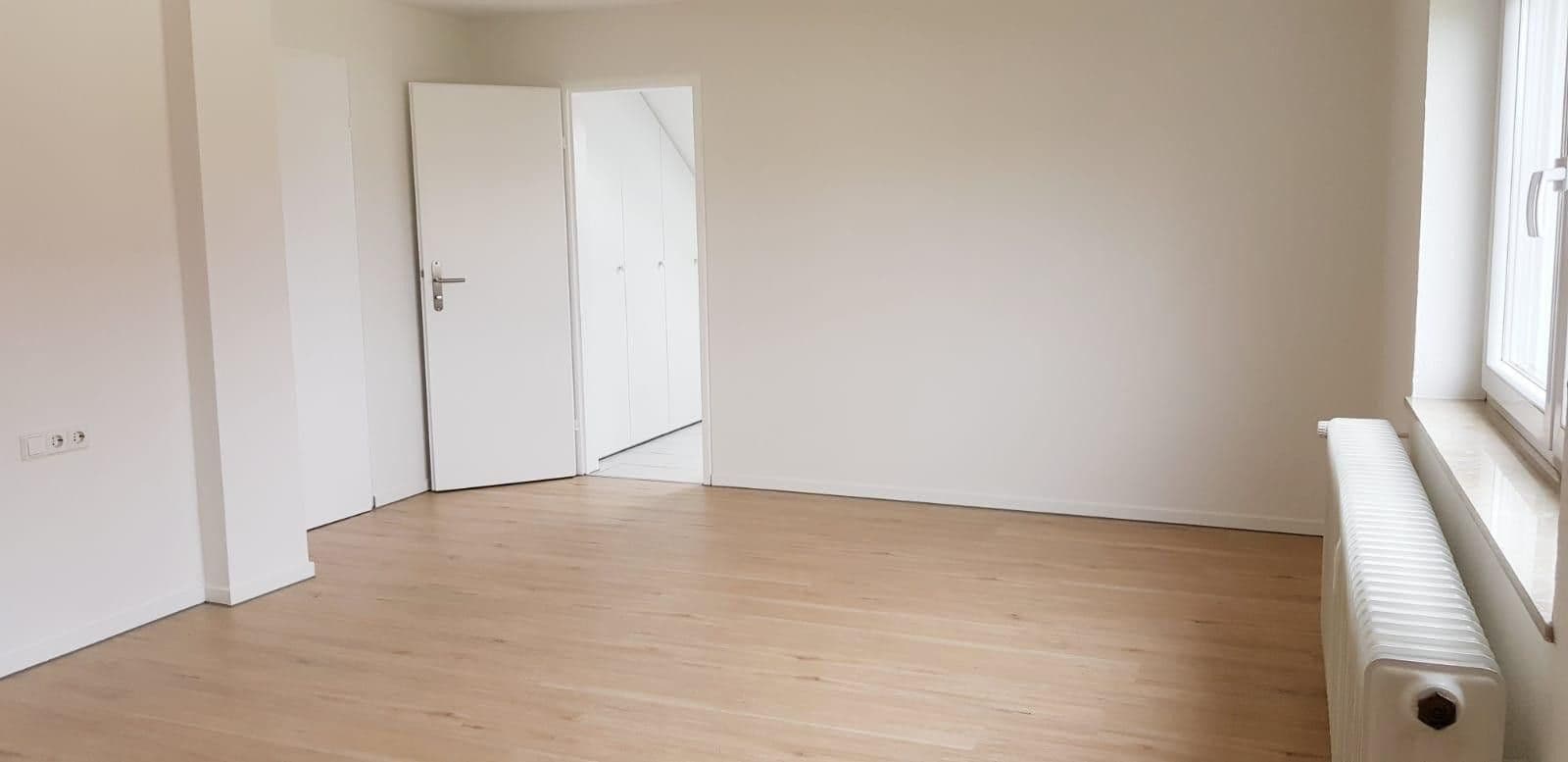 Pronájem bytu 3+kk 95 m², Egerländer Str. 23, Schwäbisch Gmünd, Bádensko-Württembersko Pronájem bytu 3+kk 95 m², Egerländer Str. 23, Schwäbisch Gmünd, Bádensko-Württembersko