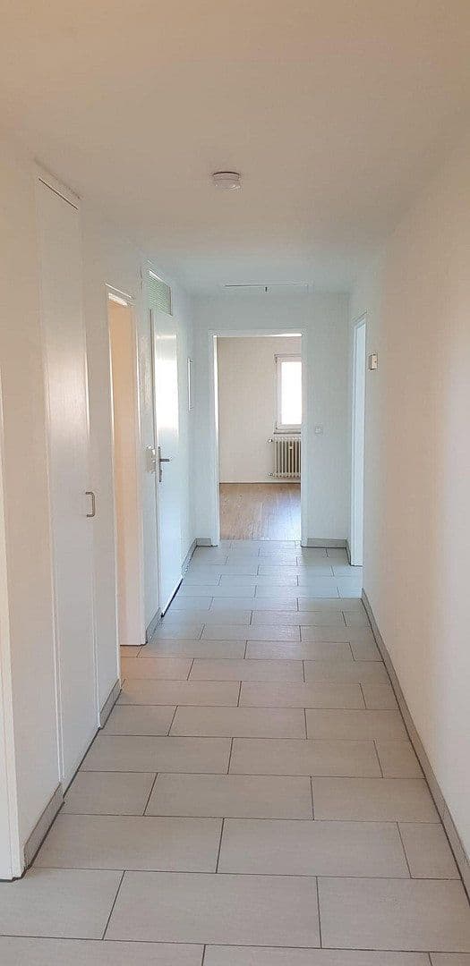 Pronájem bytu 3+kk 95 m², Egerländer Str. 23, Schwäbisch Gmünd, Bádensko-Württembersko Pronájem bytu 3+kk 95 m², Egerländer Str. 23, Schwäbisch Gmünd, Bádensko-Württembersko