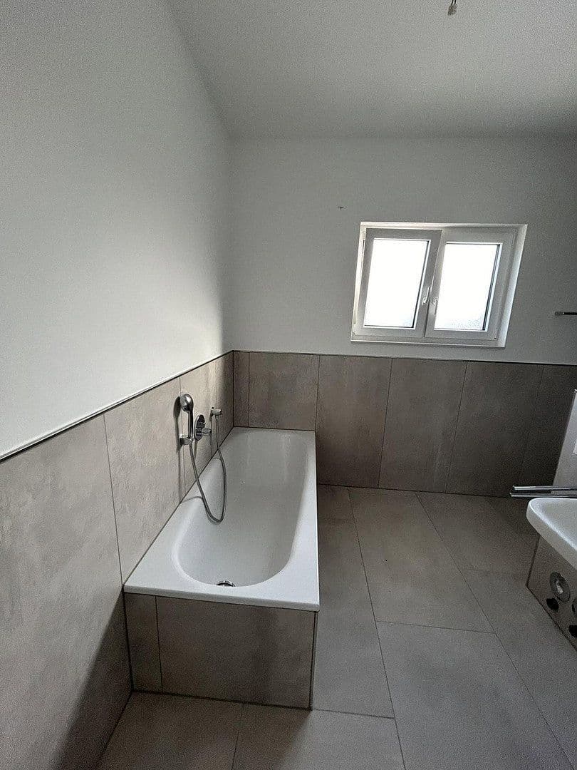 Prodej bytu 3+1 107 m², weiße Erde 4, Euskirchen, Severní Porýní-Vestfálsko Prodej bytu 3+1 107 m², weiße Erde 4, Euskirchen, Severní Porýní-Vestfálsko