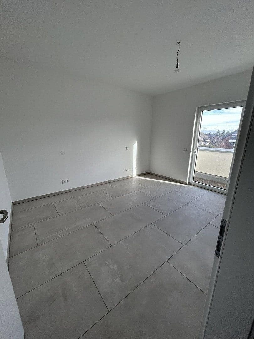 Prodej bytu 3+1 107 m², weiße Erde 4, Euskirchen, Severní Porýní-Vestfálsko Prodej bytu 3+1 107 m², weiße Erde 4, Euskirchen, Severní Porýní-Vestfálsko