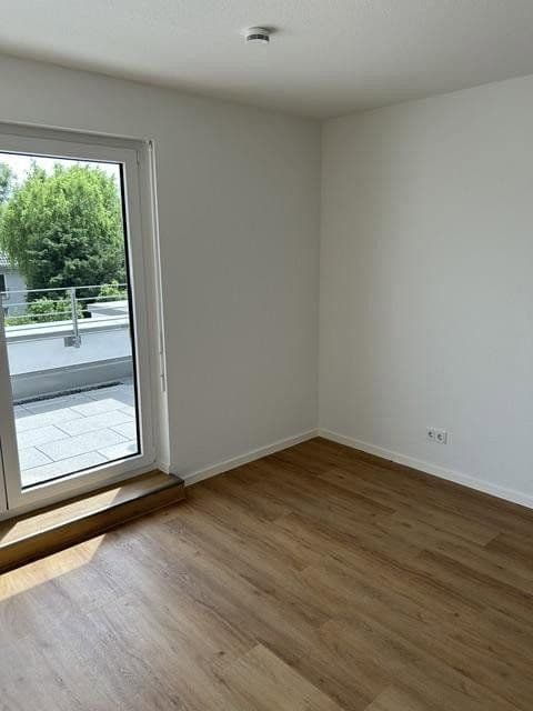 Pronájem domu 189 m², pozemek 199 m², Rheydter Straße 176 a, Korschenbroich, Severní Porýní-Vestfálsko Pronájem domu 189 m², pozemek 199 m², Rheydter Straße 176 a, Korschenbroich, Severní Porýní-Vestfálsko